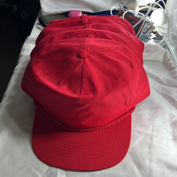 Kc Royal Queen gold rare vintage cap plain red i had 8 pcs available for sale - Picture 17 of 17